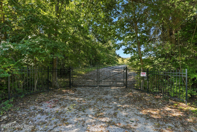 Listing Image 43