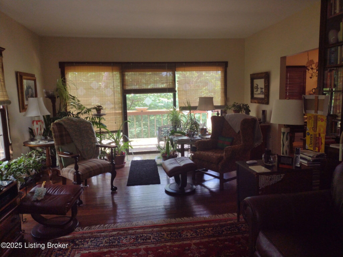 Listing Image 20