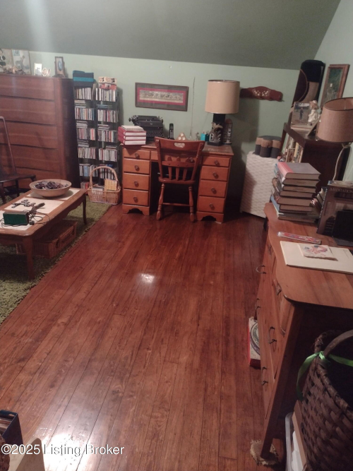 Listing Image 26