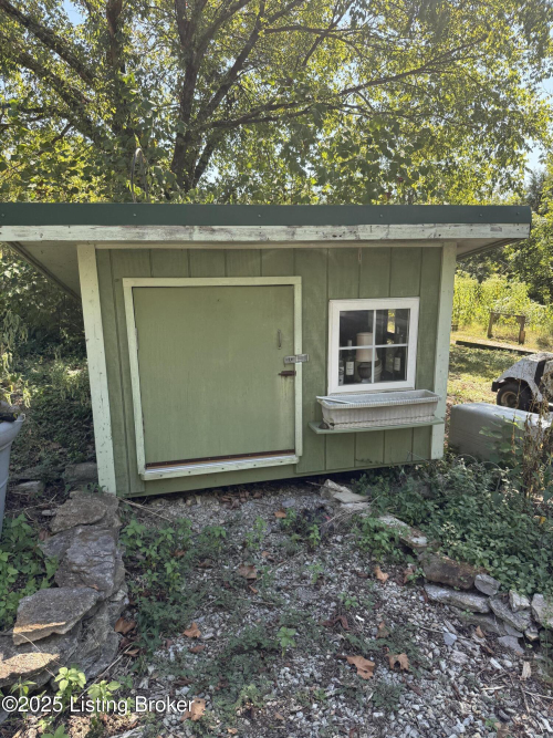 Listing Image 64