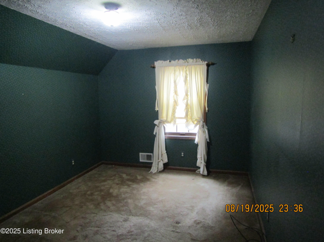 Listing Image 26