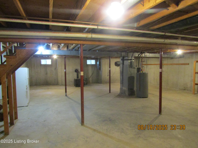 Listing Image 33
