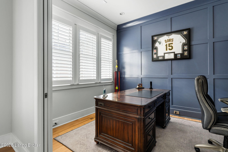 Listing Image 22