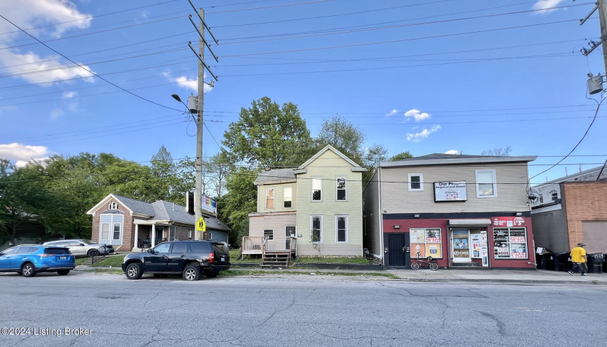 Listing Image 8