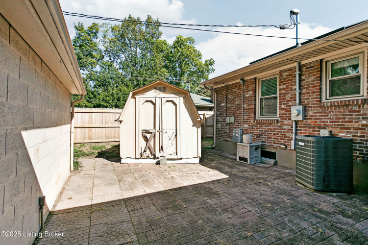 Listing Image 33