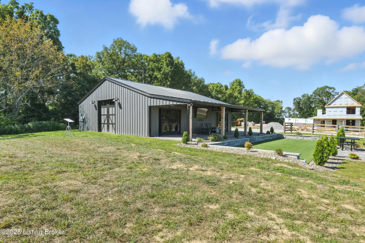 Listing Image 39