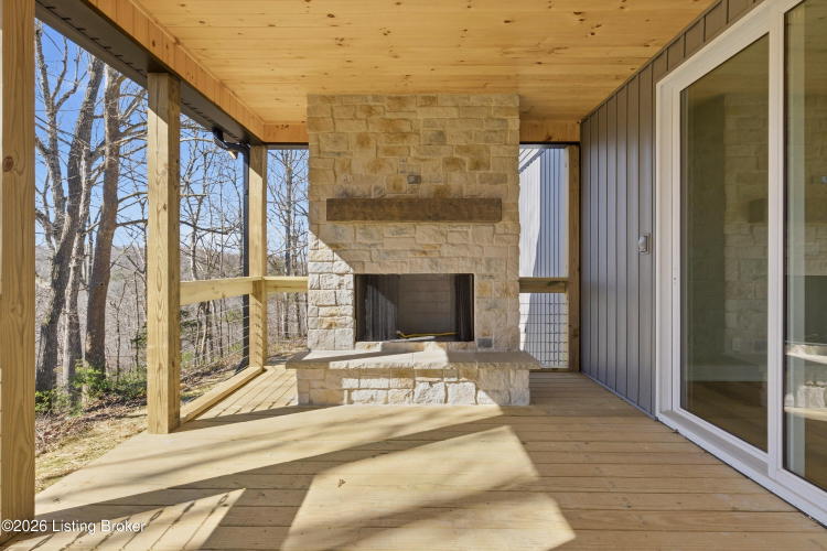 Listing Image 32