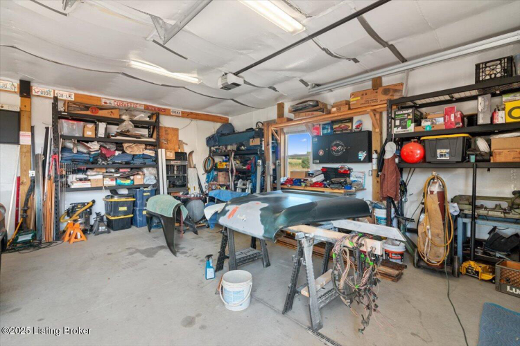Listing Image 42