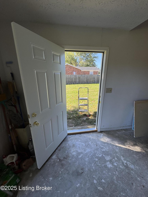 Listing Image 26