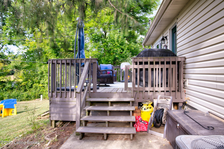 Listing Image 15