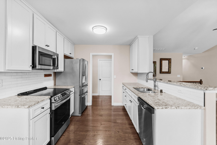 Listing Image 22