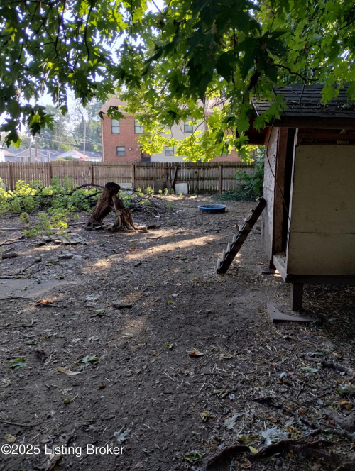 Listing Image 13