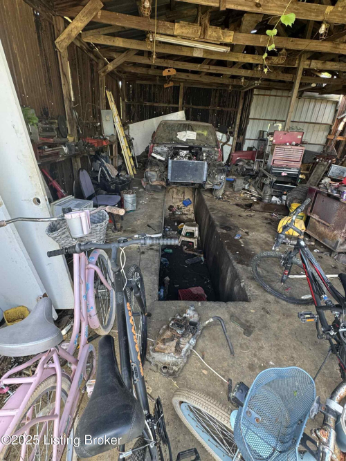 Listing Image 24
