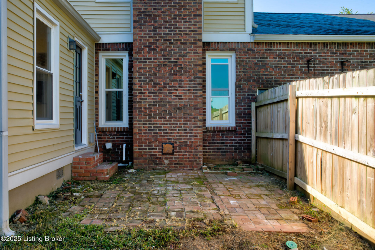 Listing Image 47