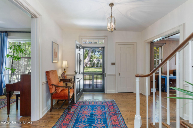 Listing Image 22