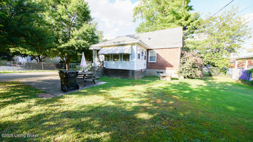 Listing Image 21