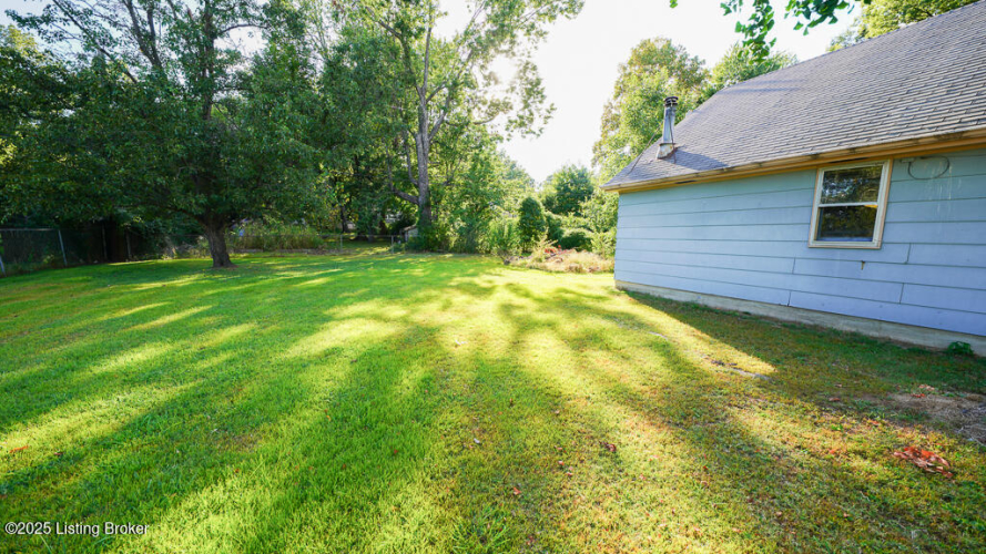 Listing Image 25