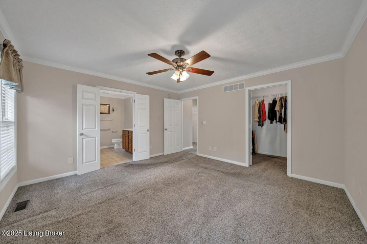 Listing Image 42
