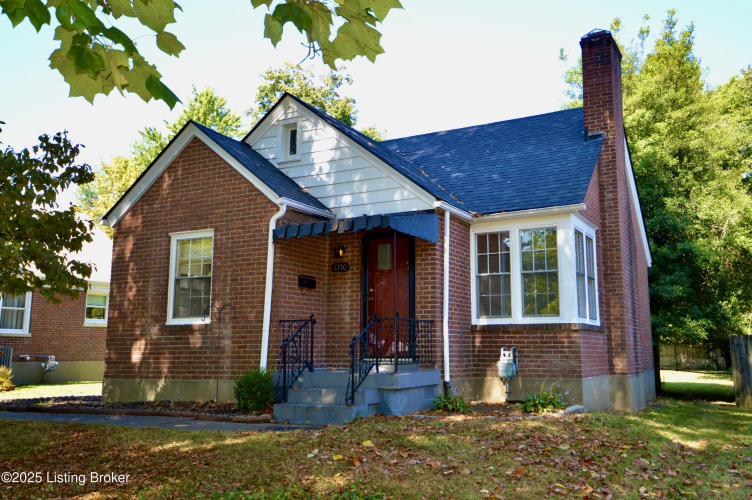 Listing Image 3