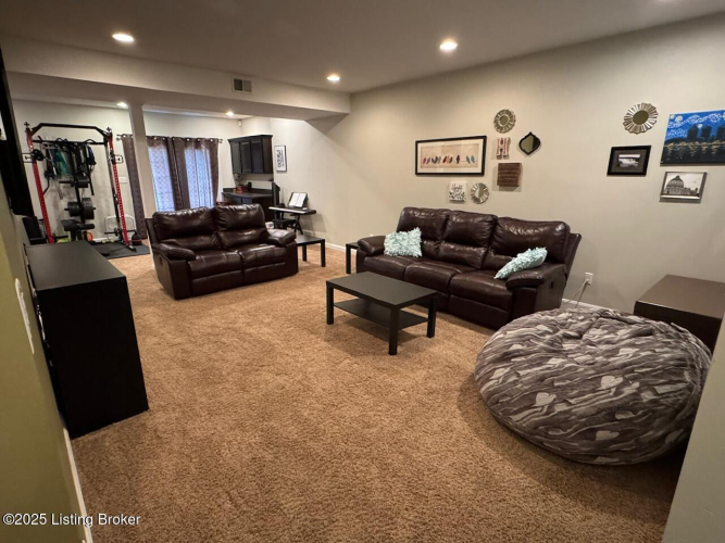 Listing Image 26