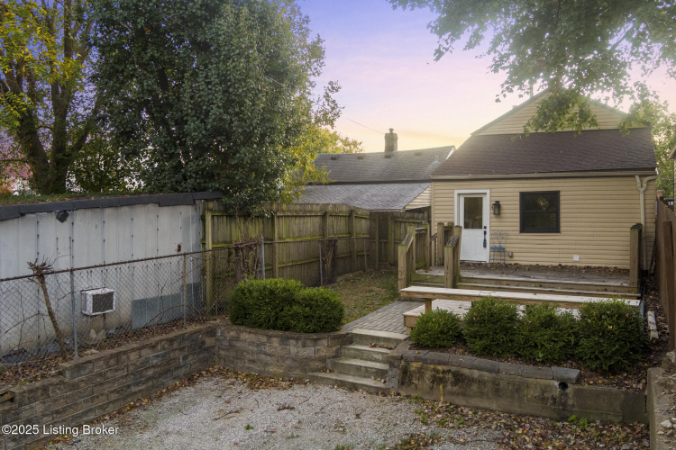Listing Image 23
