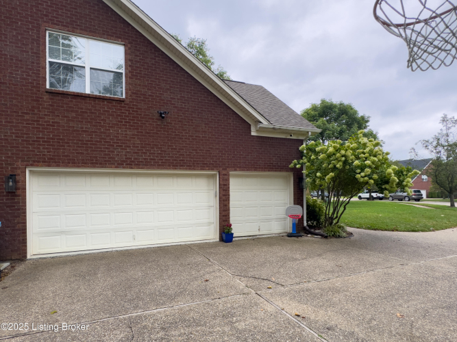 Listing Image 55