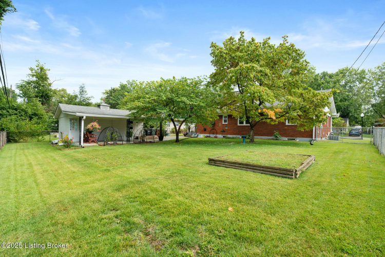 Listing Image 46