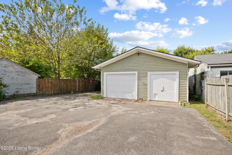 Listing Image 30