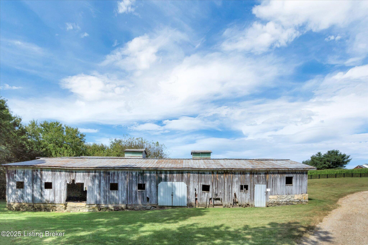 Listing Image 64