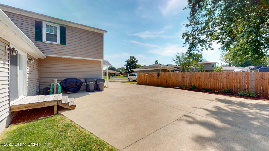 Listing Image 41