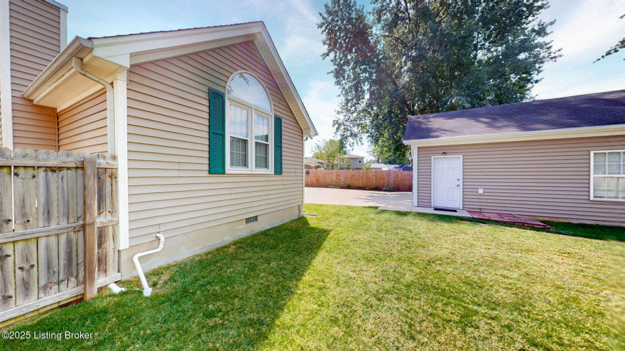 Listing Image 49
