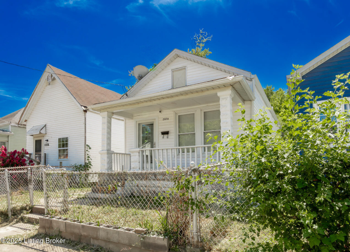 Listing Image 3