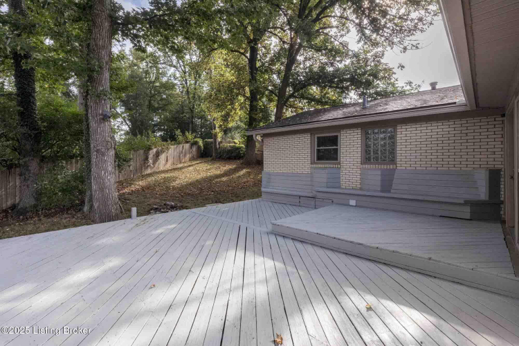 Listing Image 37