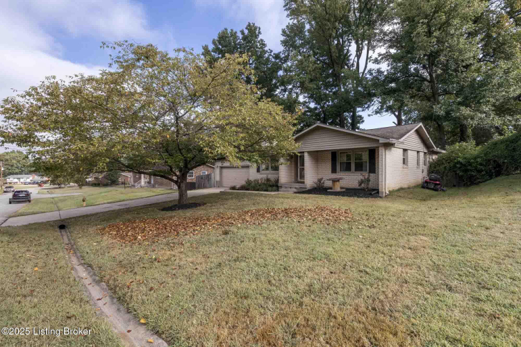 Listing Image 44