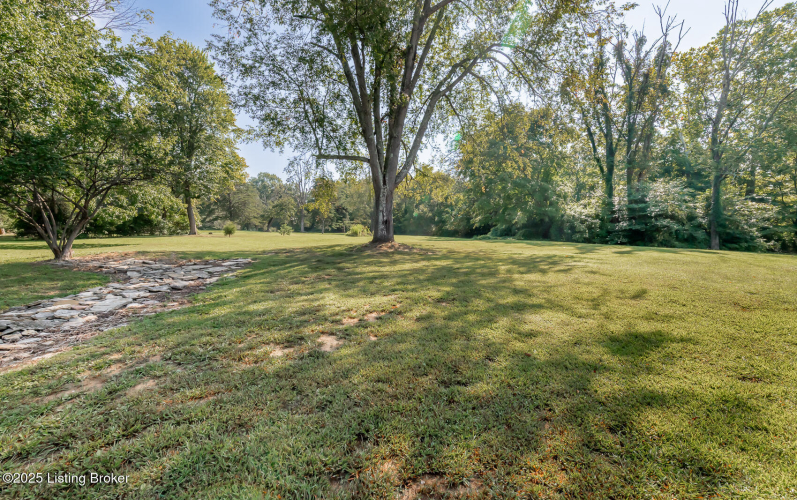 Listing Image 26
