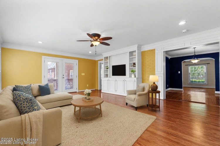 Listing Image 12
