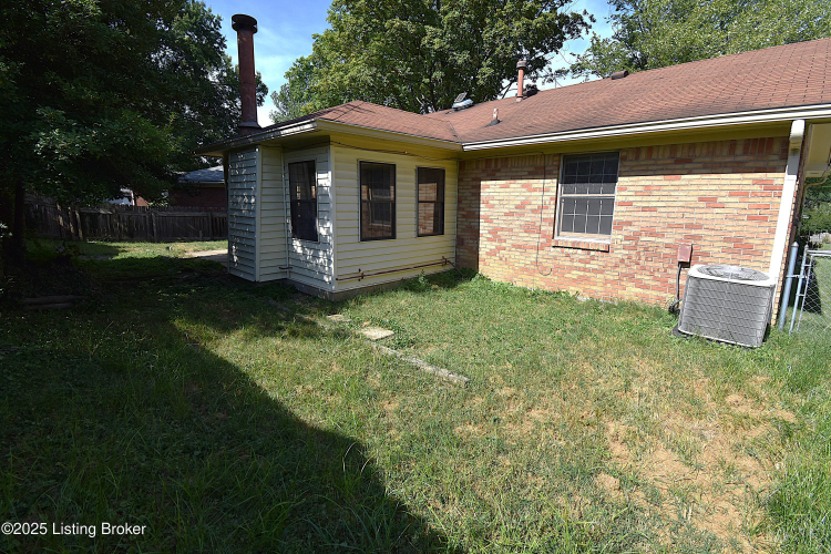 Listing Image 22