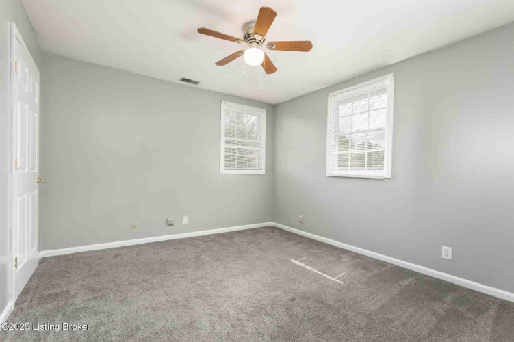 Listing Image 38