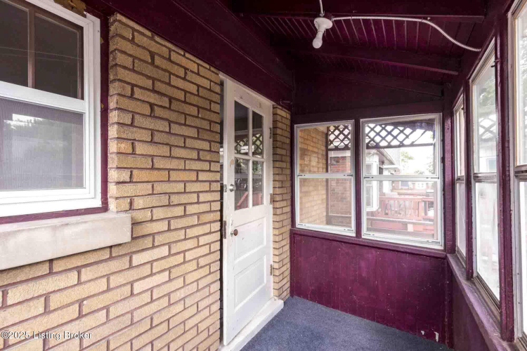 Listing Image 52