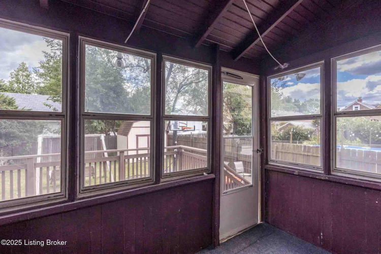 Listing Image 53