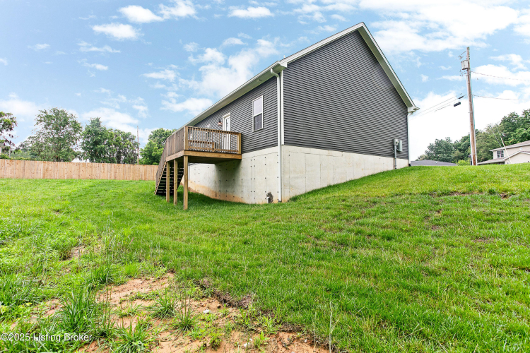 Listing Image 22
