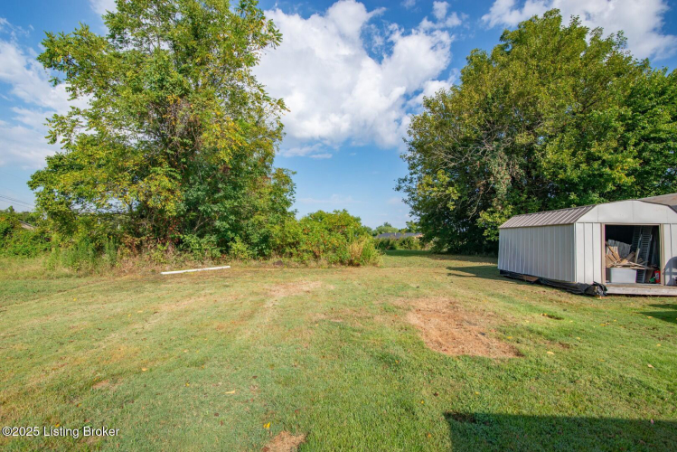 Listing Image 32