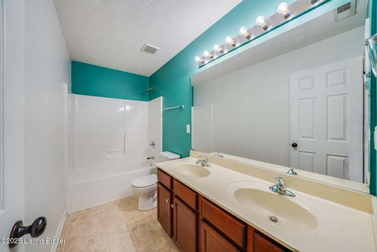Listing Image 43