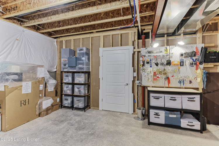 Listing Image 75