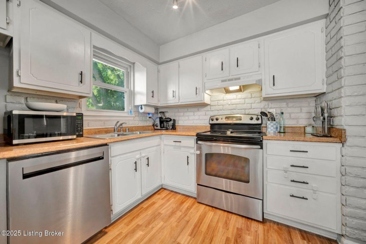 Listing Image 18