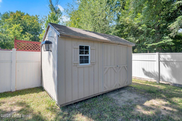 Listing Image 34