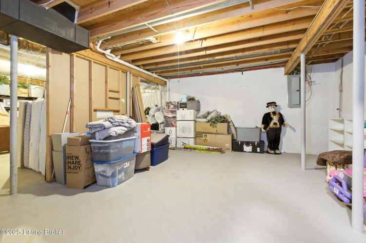 Listing Image 52