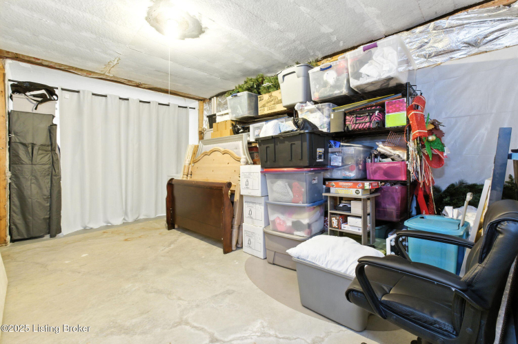 Listing Image 54