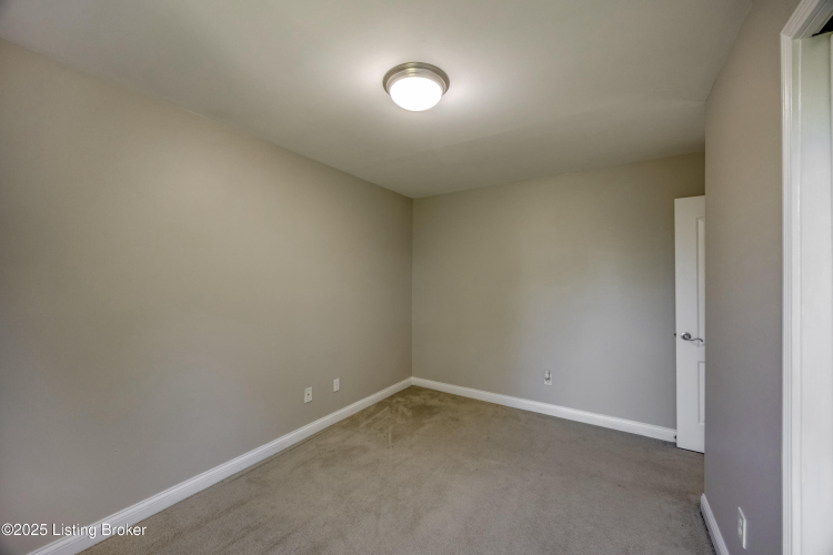 Listing Image 57