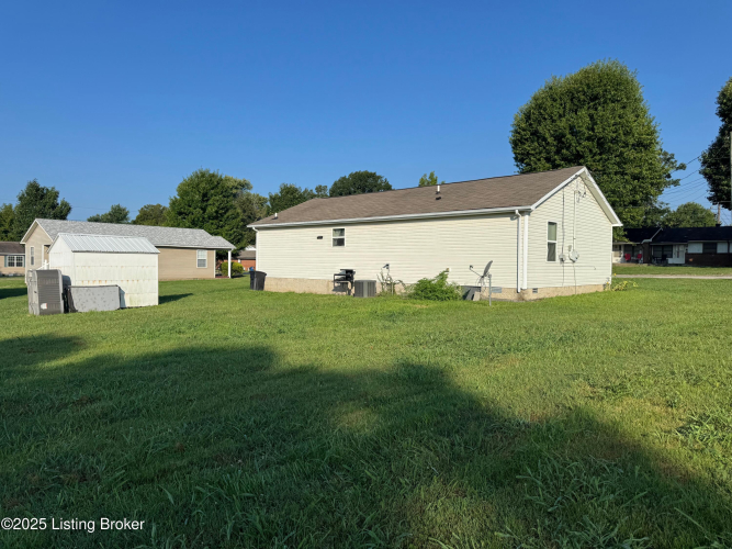 Listing Image 27